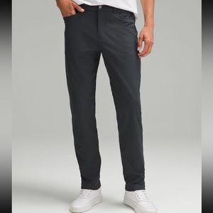 Lululemon ABC Classic-Fit 5 Pocket Pant. *Warpstreme. Color: Obsidian